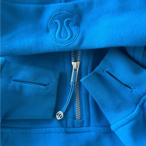 lululemon athletica Blue Half-Zip Cropped Sweatshirt - Picture 4 of 6